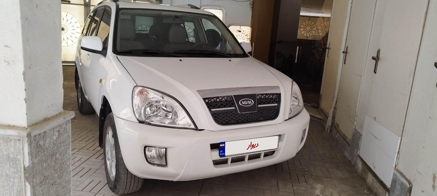 ام وی ام X33 دنده‌ای ساده - 2014