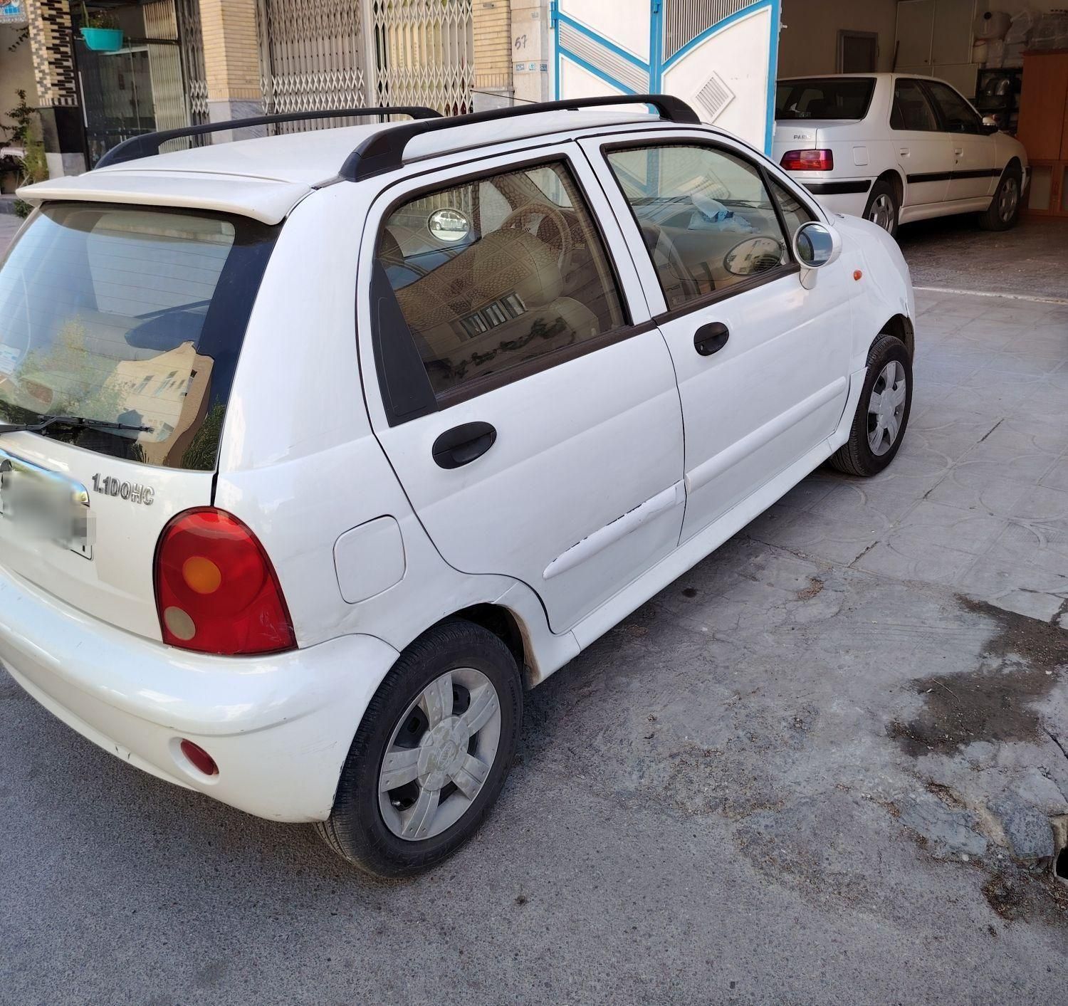 ام وی ام 110 چهار سیلندر دنده ای - 2012