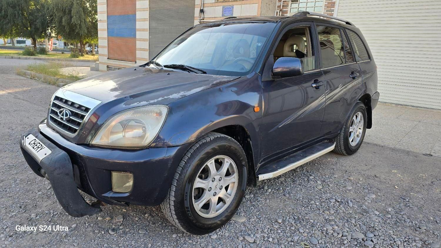 ام وی ام X33 دنده‌ای ساده - 2012