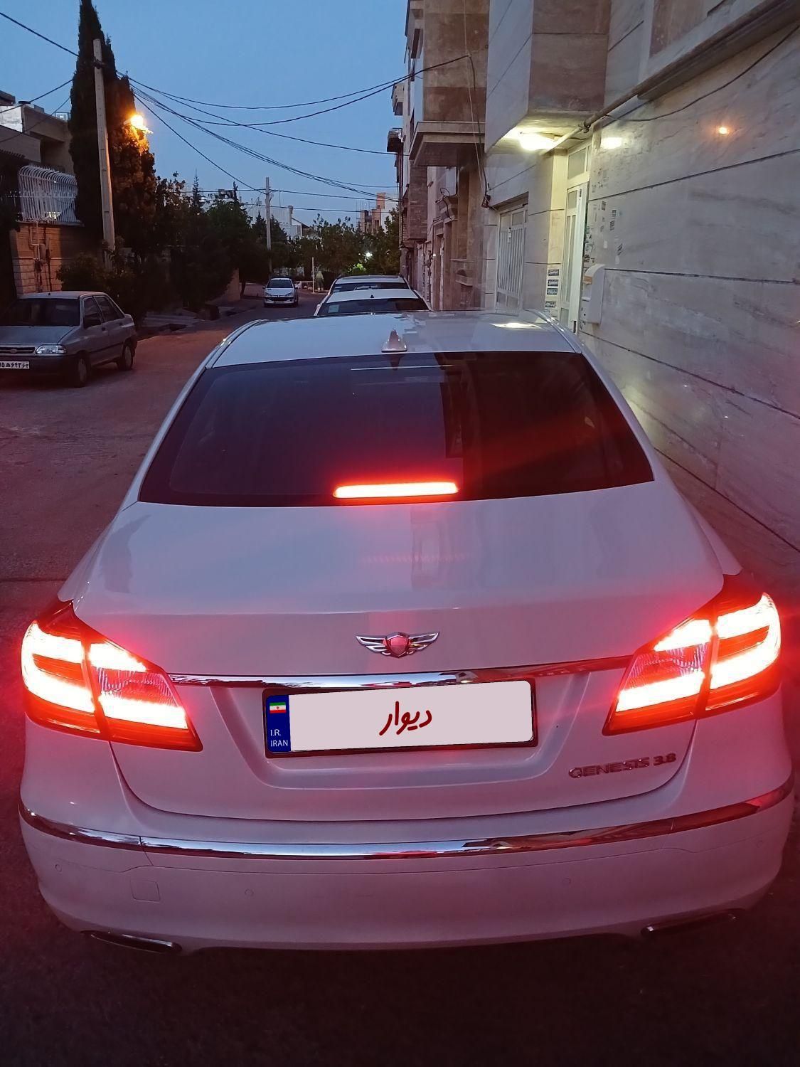هیوندای جنسیس فول - 2013