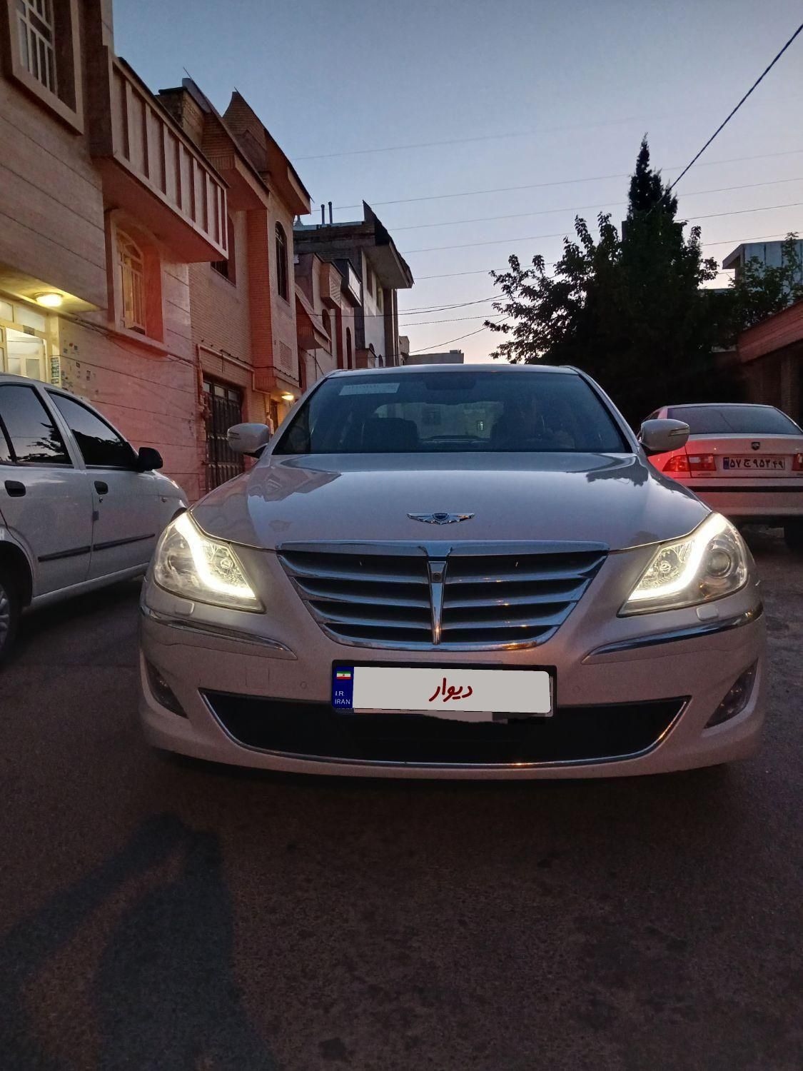 هیوندای جنسیس فول - 2013