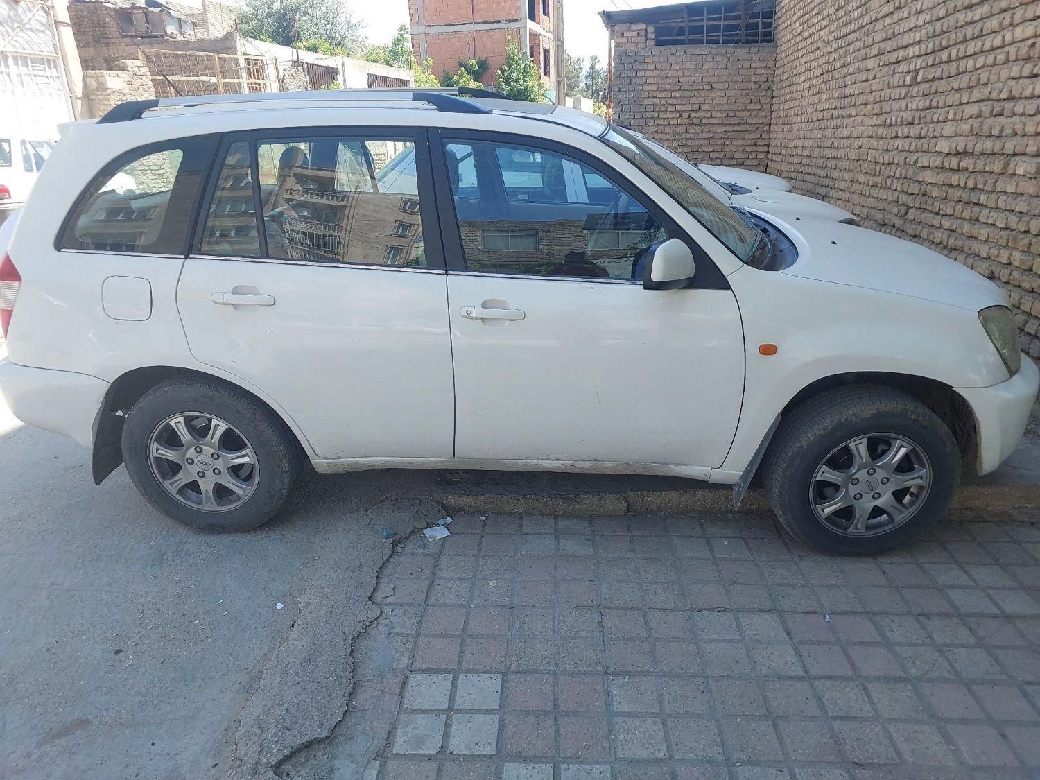 ام وی ام X33 دنده‌ای ساده - 2014