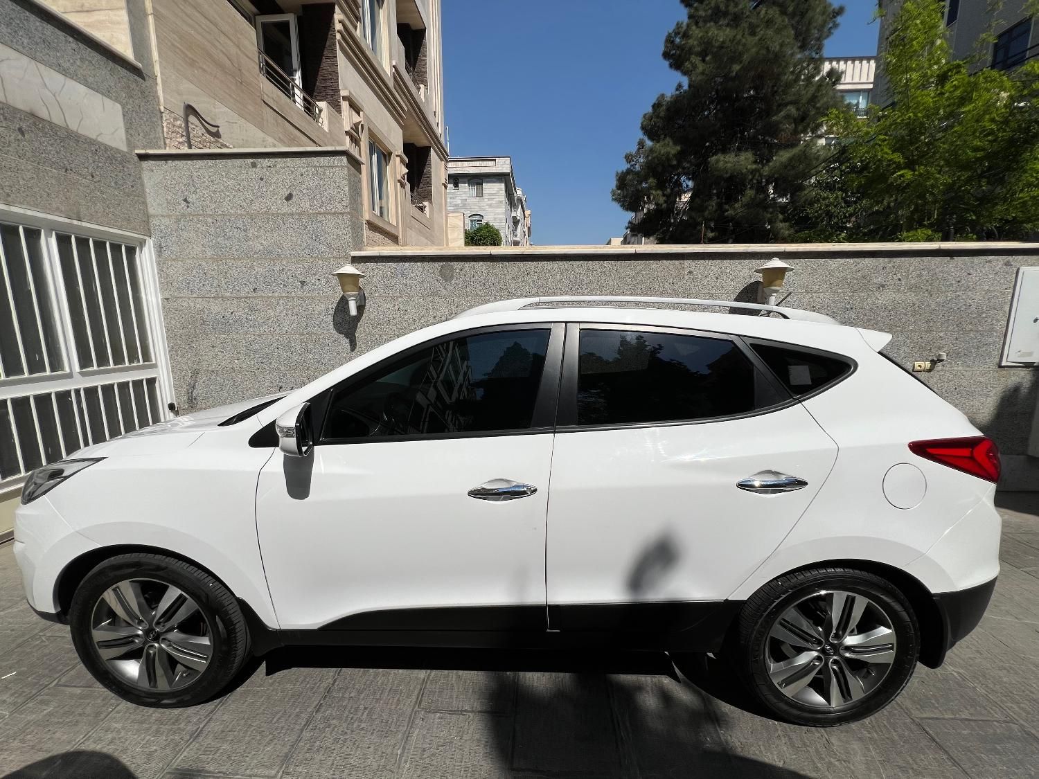 هیوندای توسان 2.4 لیتر - 2014
