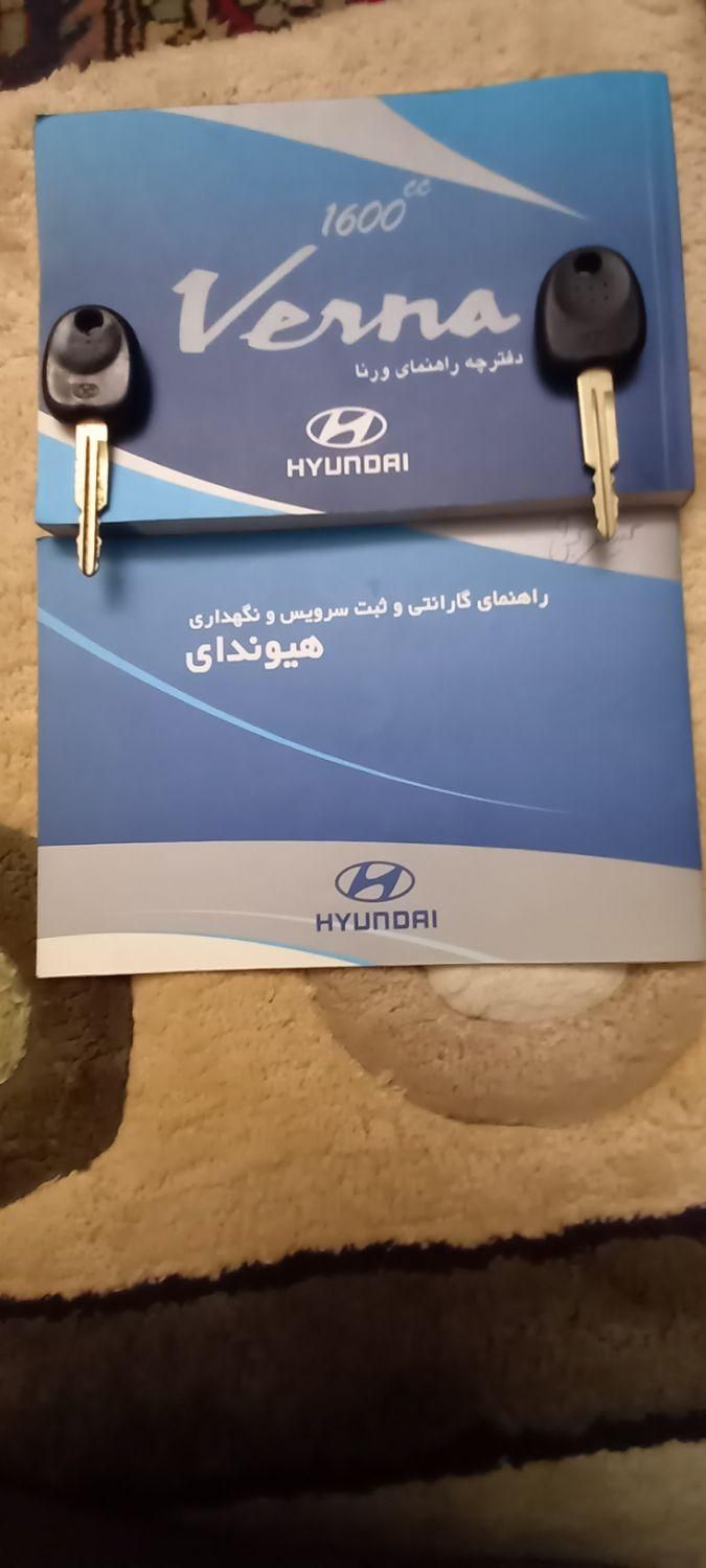 هیوندای ورنا دنده‌ ای - 2010