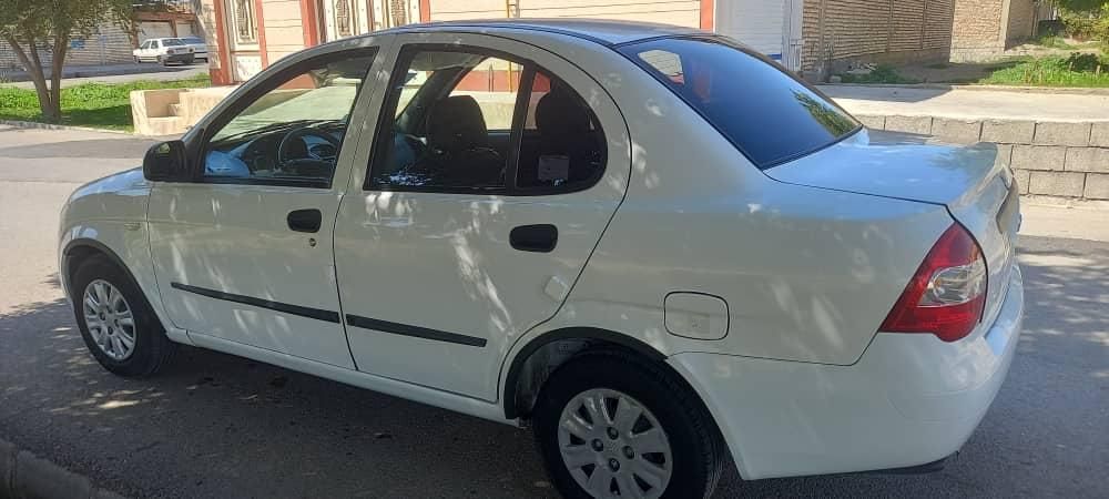 تیبا صندوق دار SX - 1400