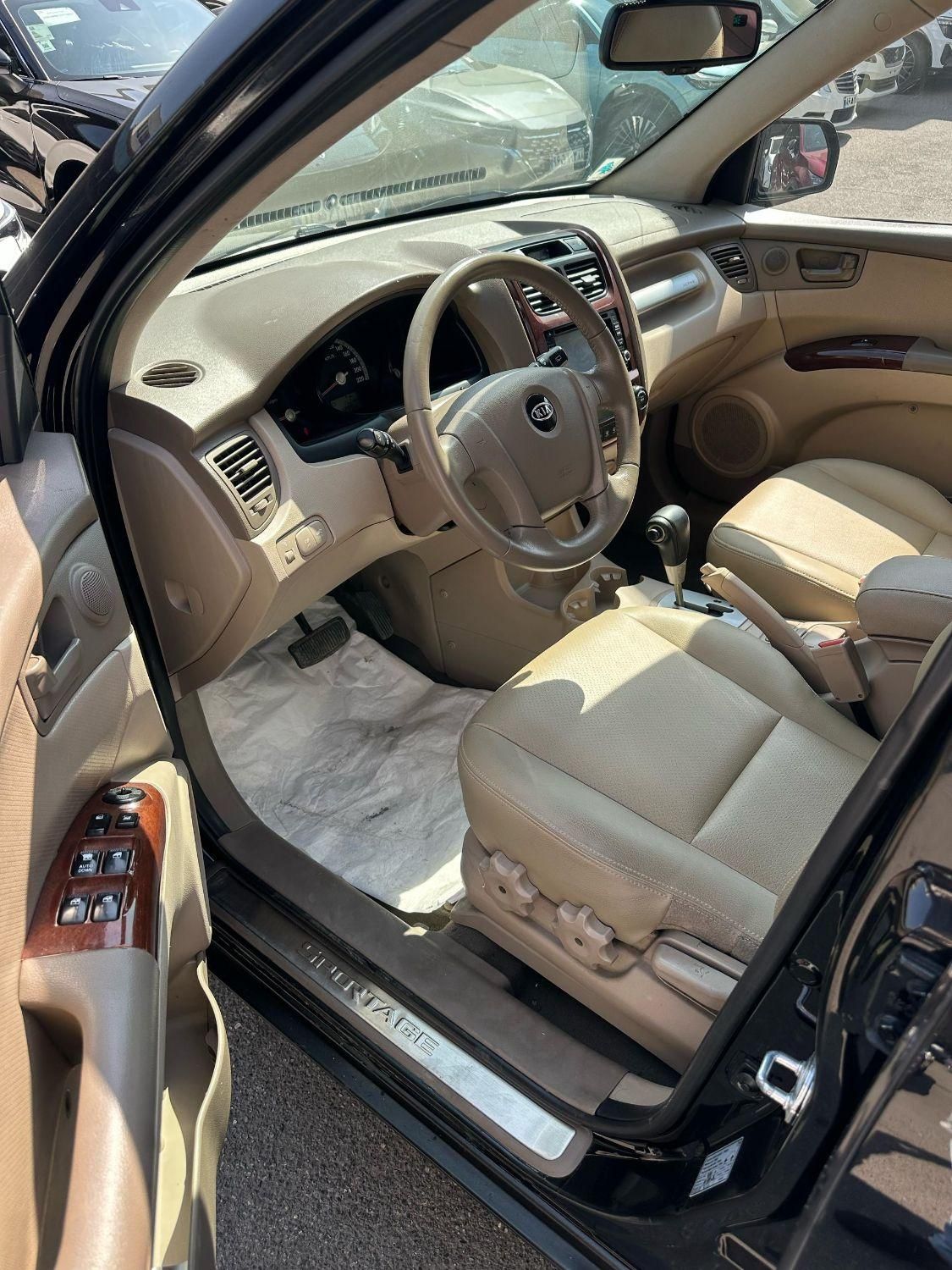کیا اسپورتیج 6 سیلندر 2700cc - 2010