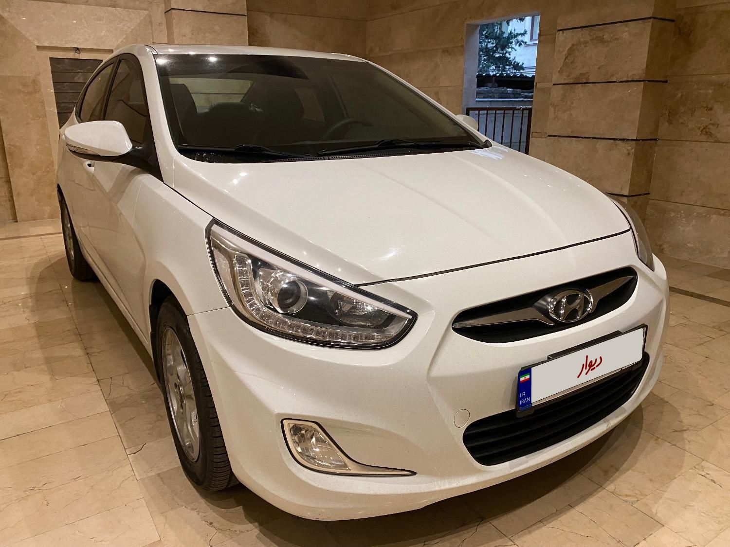 هیوندای اکسنت 1.6 لیتر ساده - 2015