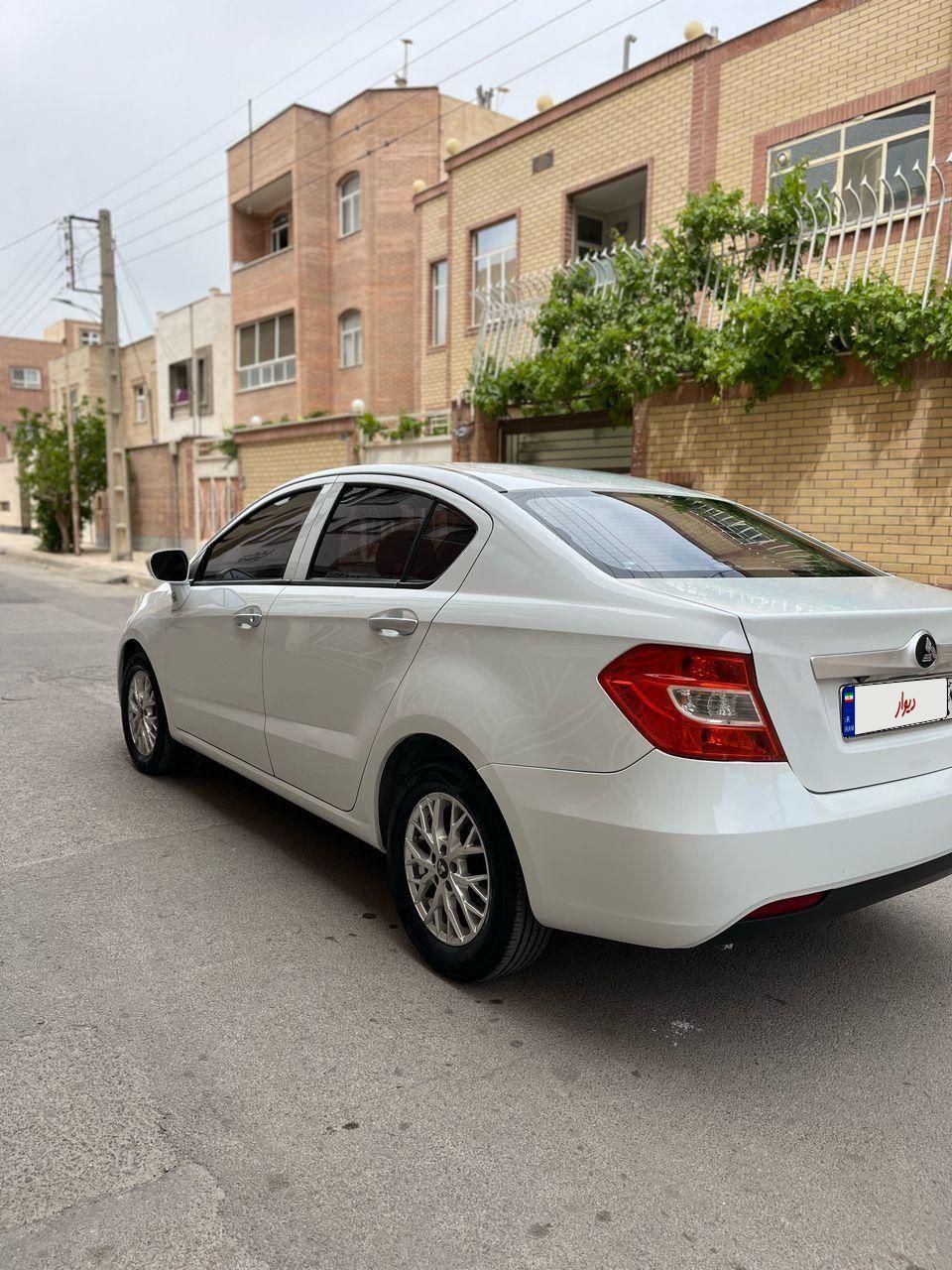 برلیانس H230 دنده‌ای - 2018