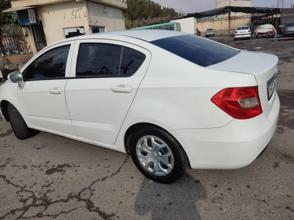 برلیانس H230 دنده‌ای - 2015