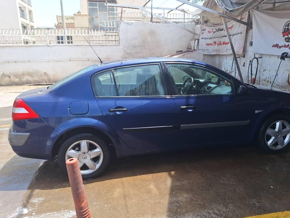 رنو مگان دنده‌ای 1600 - 2006