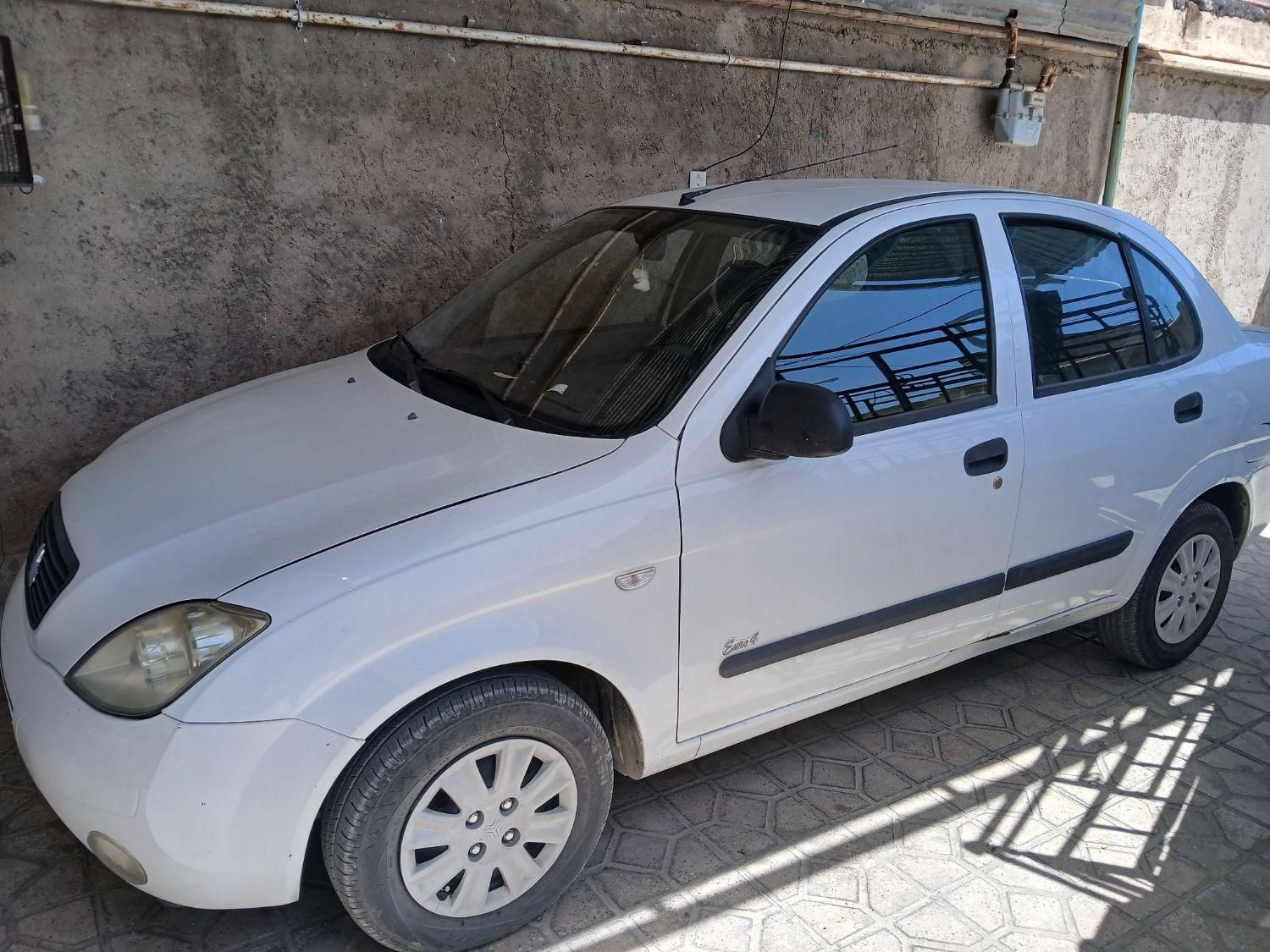 تیبا صندوق دار SX - 1393