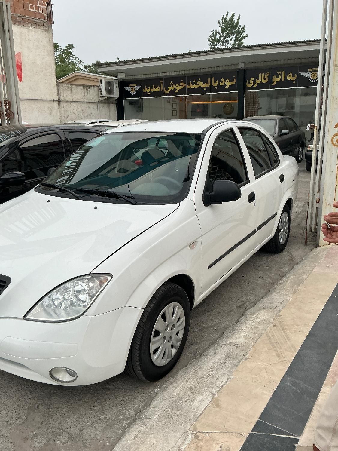 تیبا صندوق دار SX - 1400