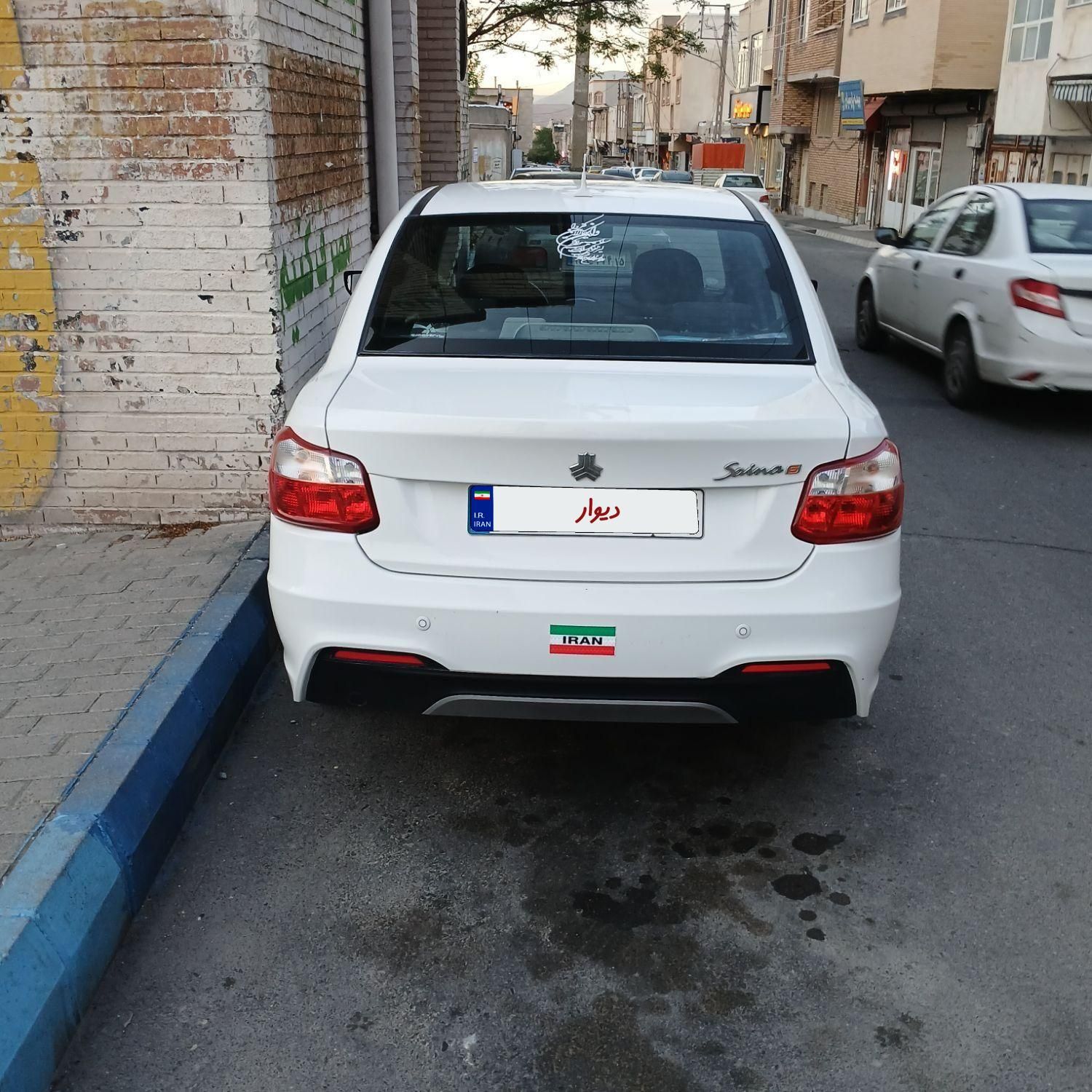 ساینا S دنده ای بنزینی - 1400