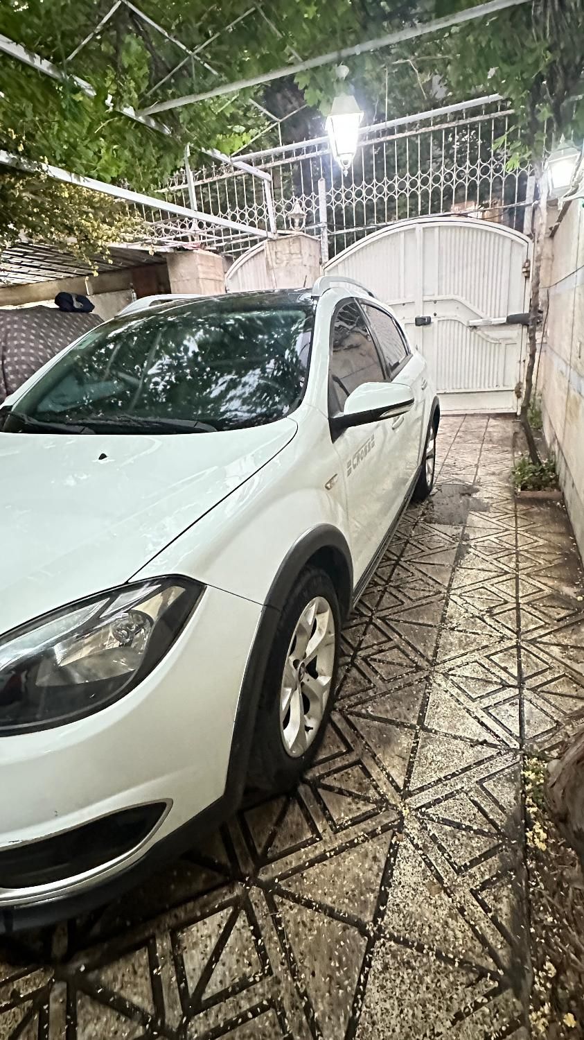 برلیانس C3 کراس اتوماتیک 1500 - 2018