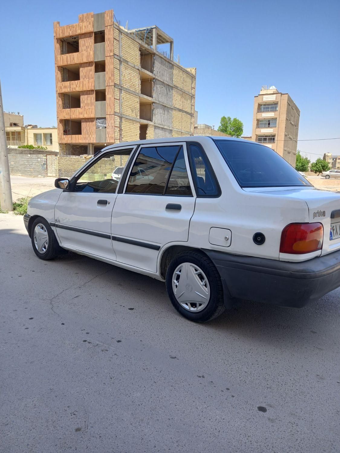 پراید صبا دنده‌ای - 1383