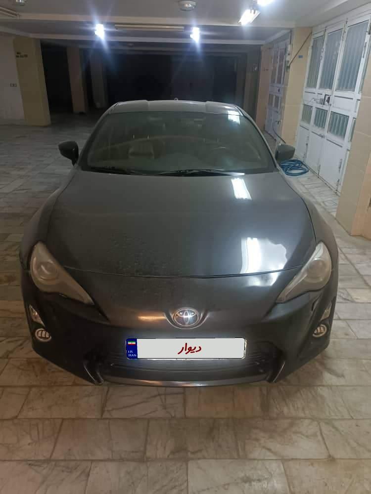 تویوتا GT 86 فول - 2013