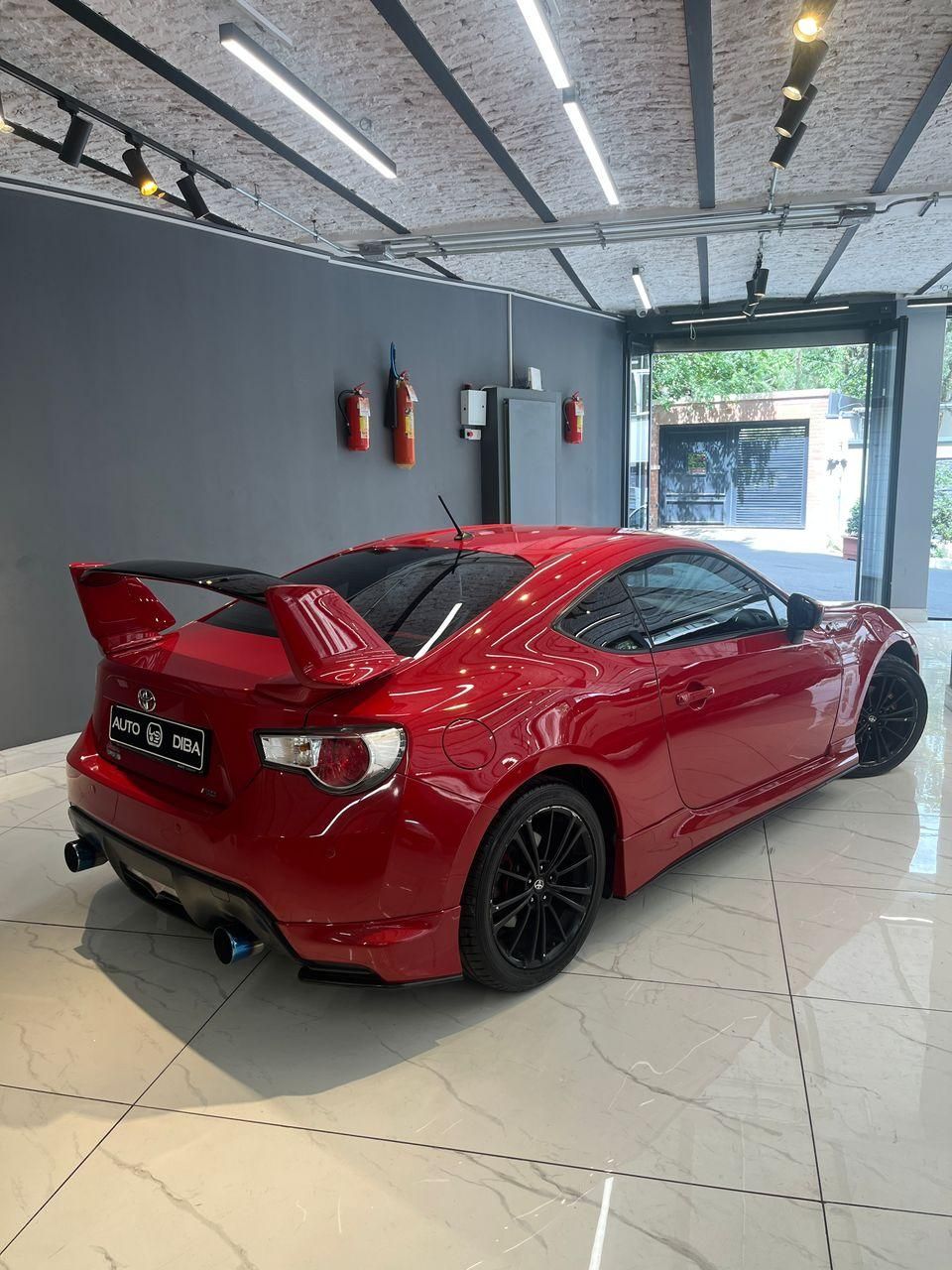 تویوتا GT 86 فول - 2014