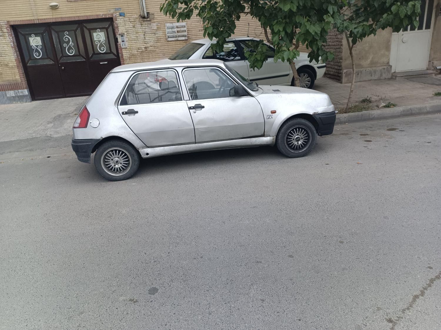 رنو پی کی دنده‌ای - 1385