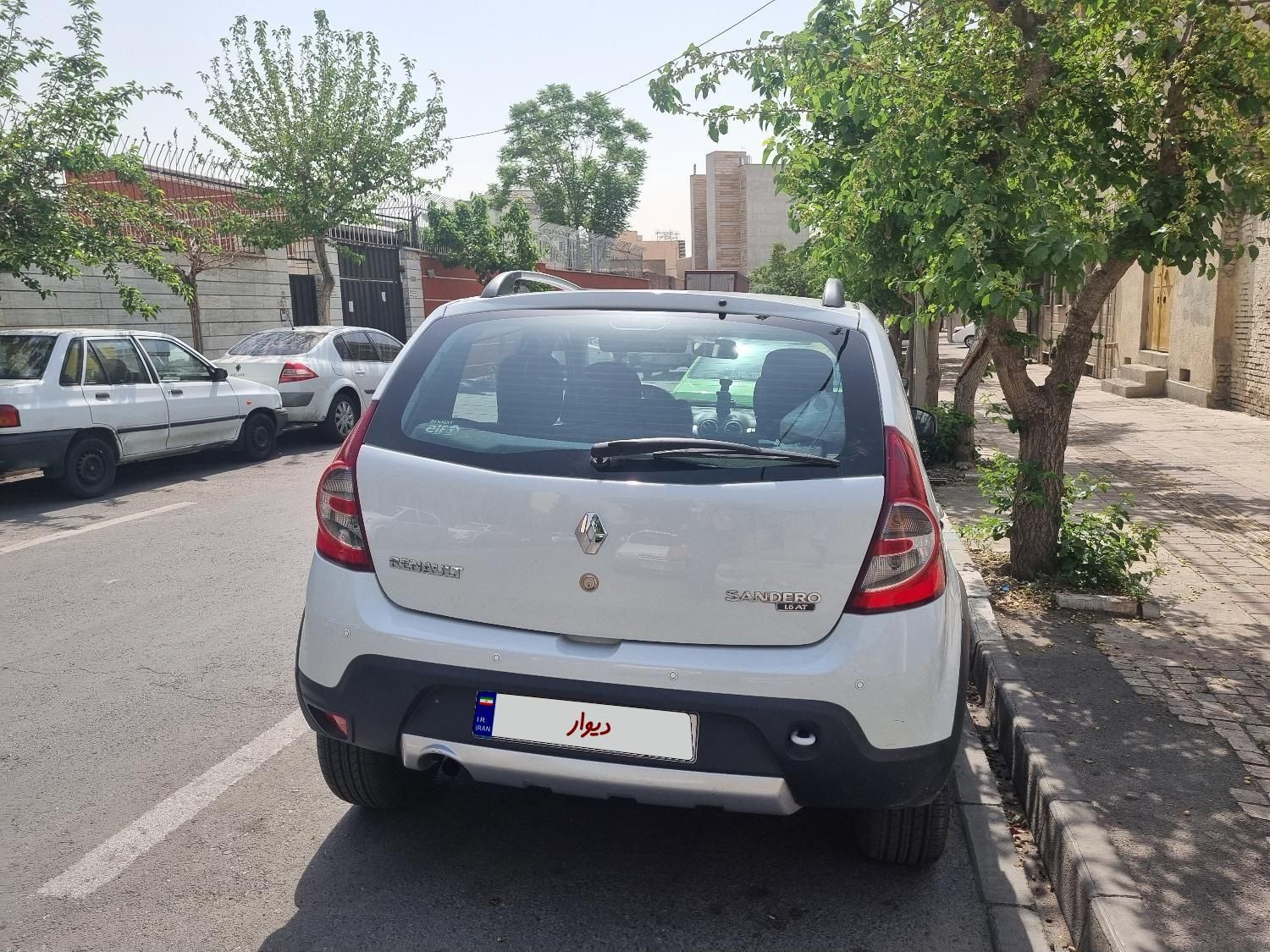 رنو ساندرو استپ وی اتوماتیک - 1397