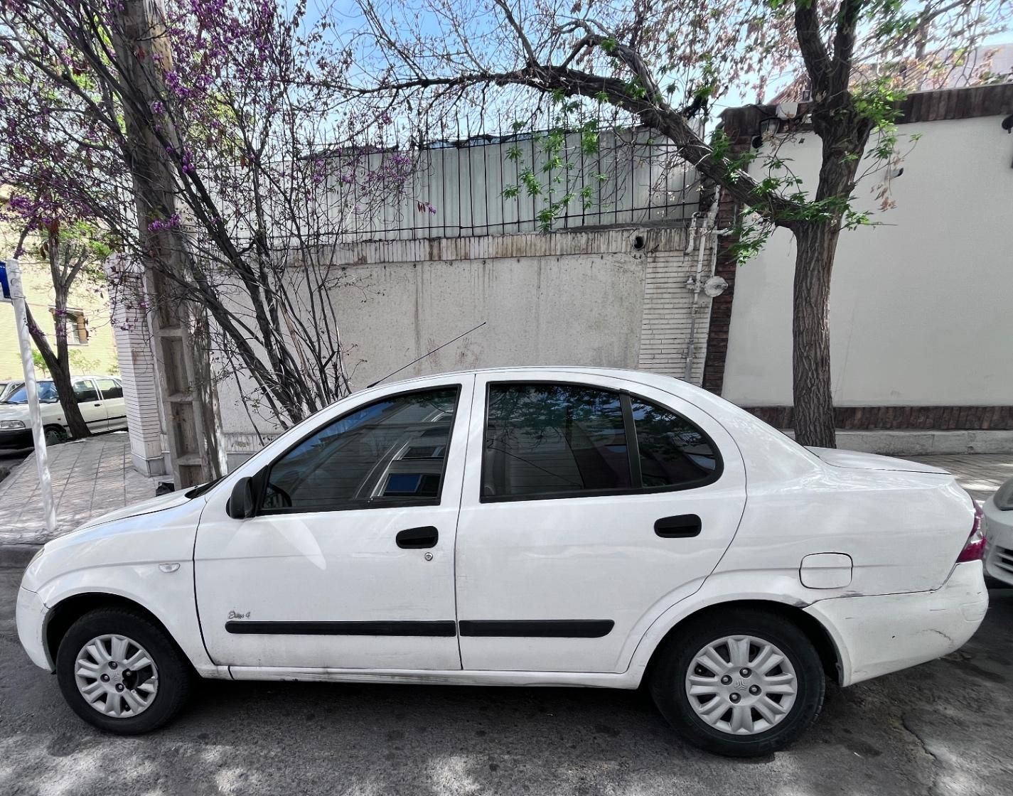 تیبا صندوق دار SX - 1392