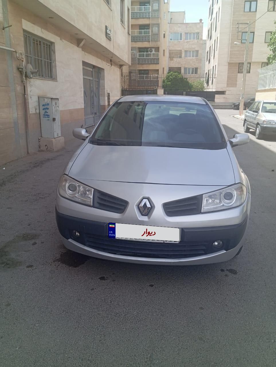 رنو مگان دنده‌ای 1600 - 2008
