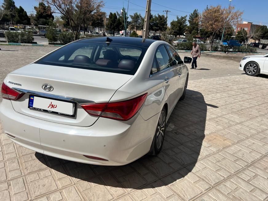 هیوندای سوناتا فول YF - 2014