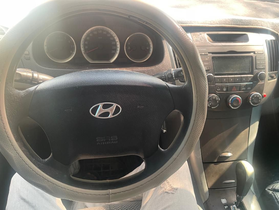 هیوندای سوناتا اتوماتیک NF 2400 - 2010