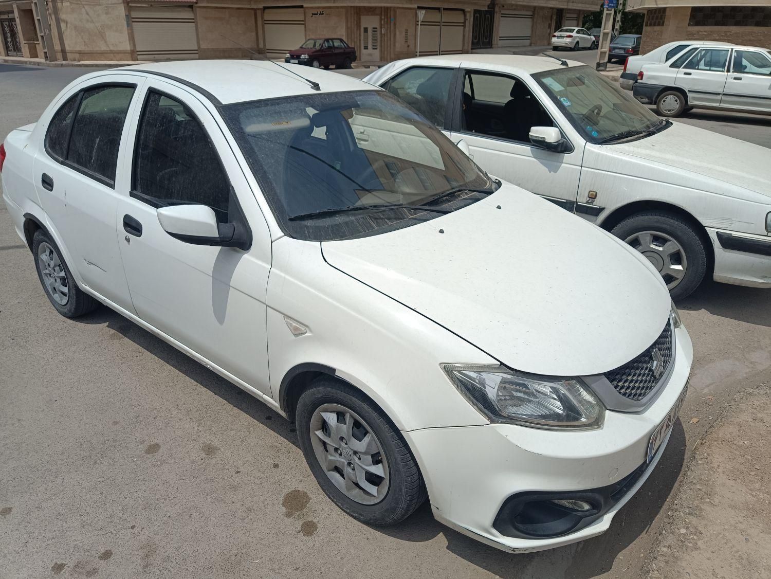 ساینا S دنده ای بنزینی - 1400