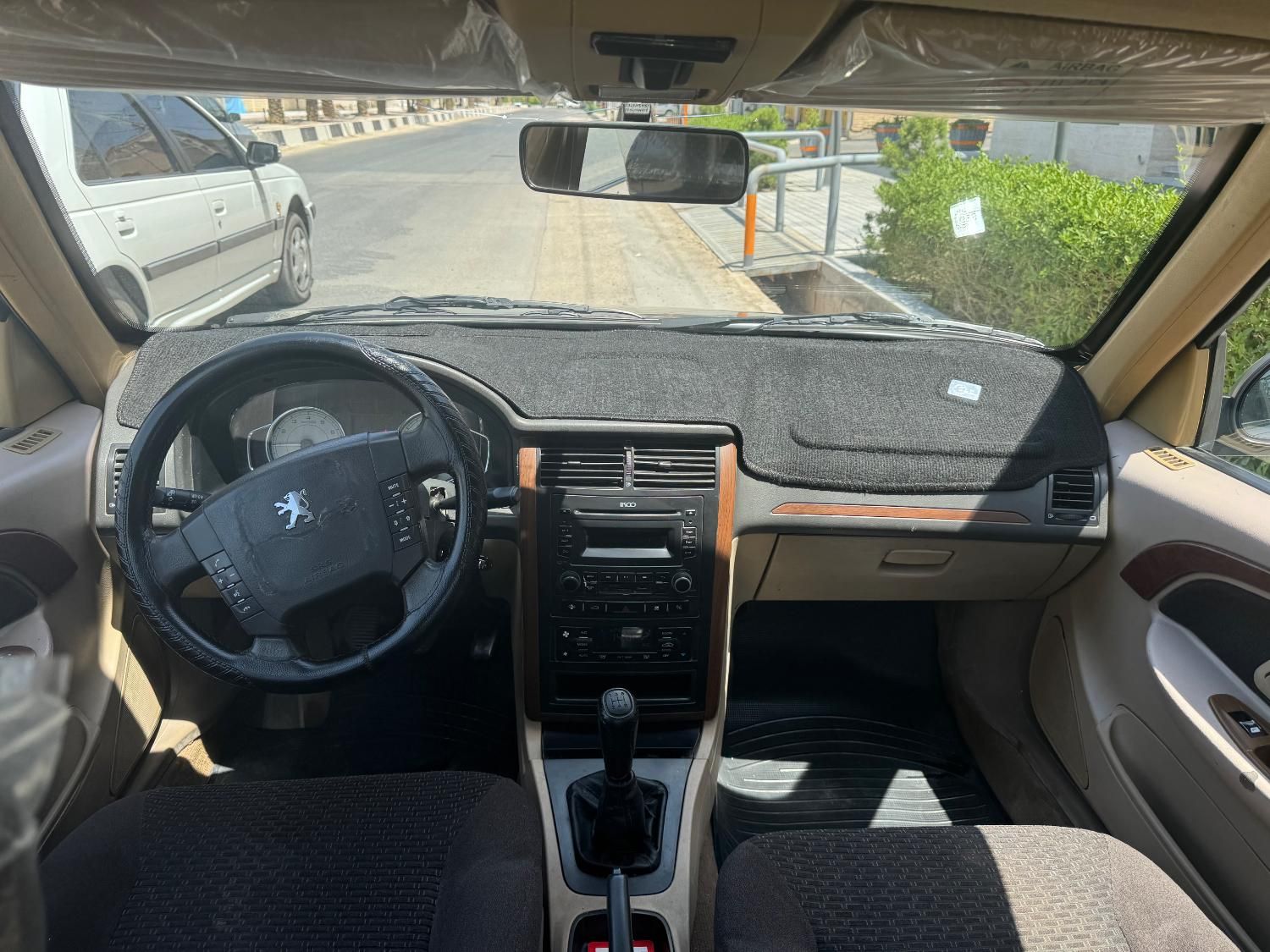 پژو پارس سال - 1394