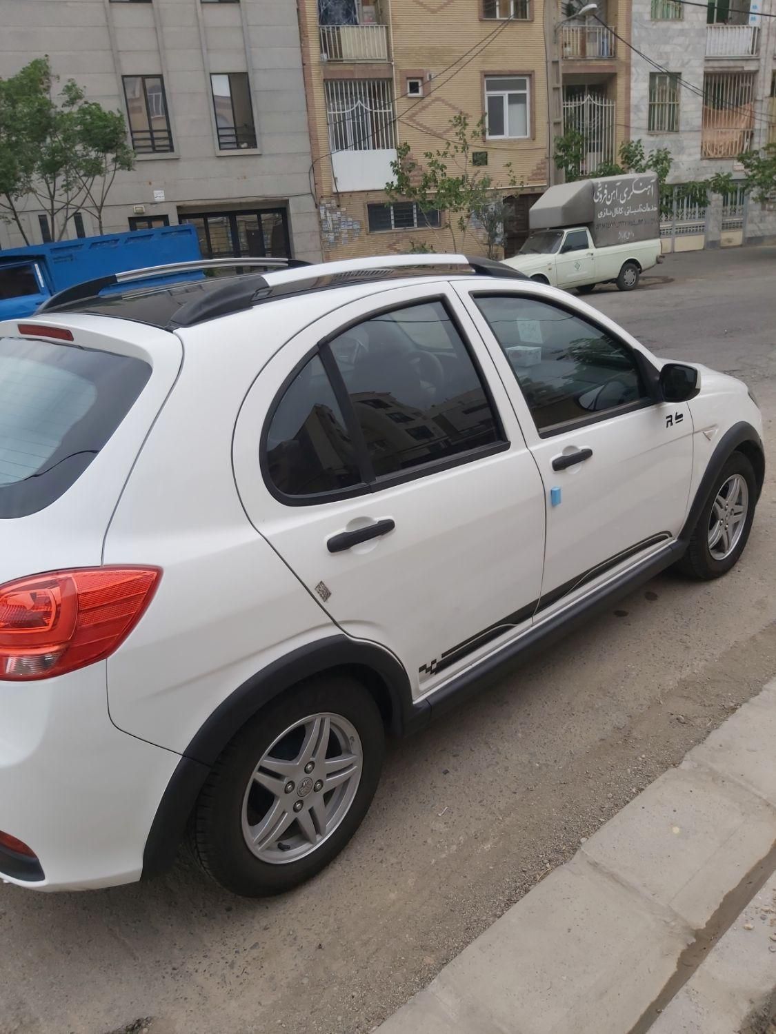 کوییک R دنده‌ای - 1401