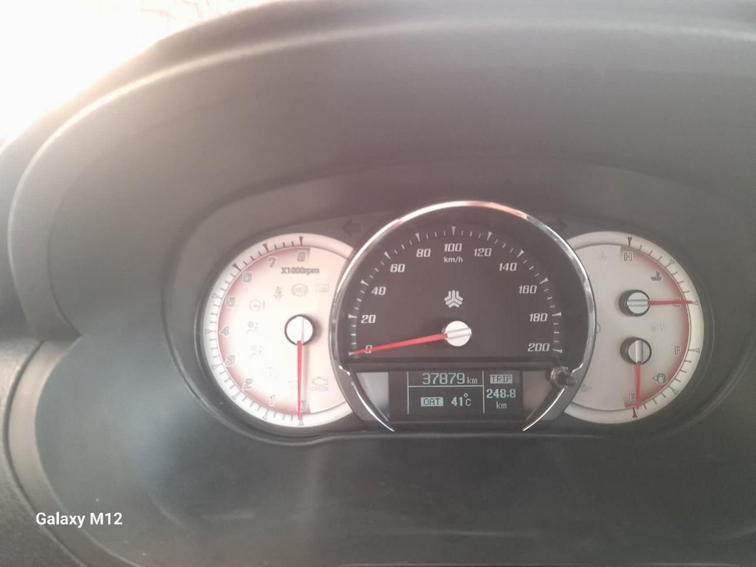 ساینا S دنده ای بنزینی - 1400
