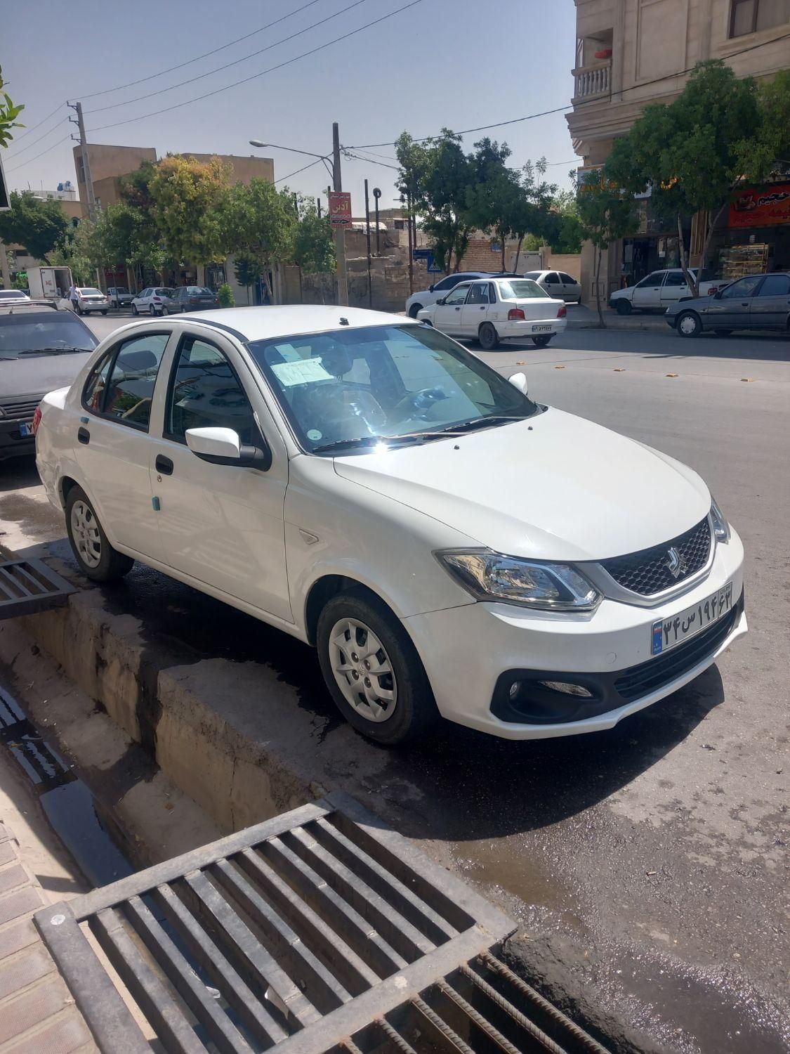 ساینا S دنده ای بنزینی - 1401