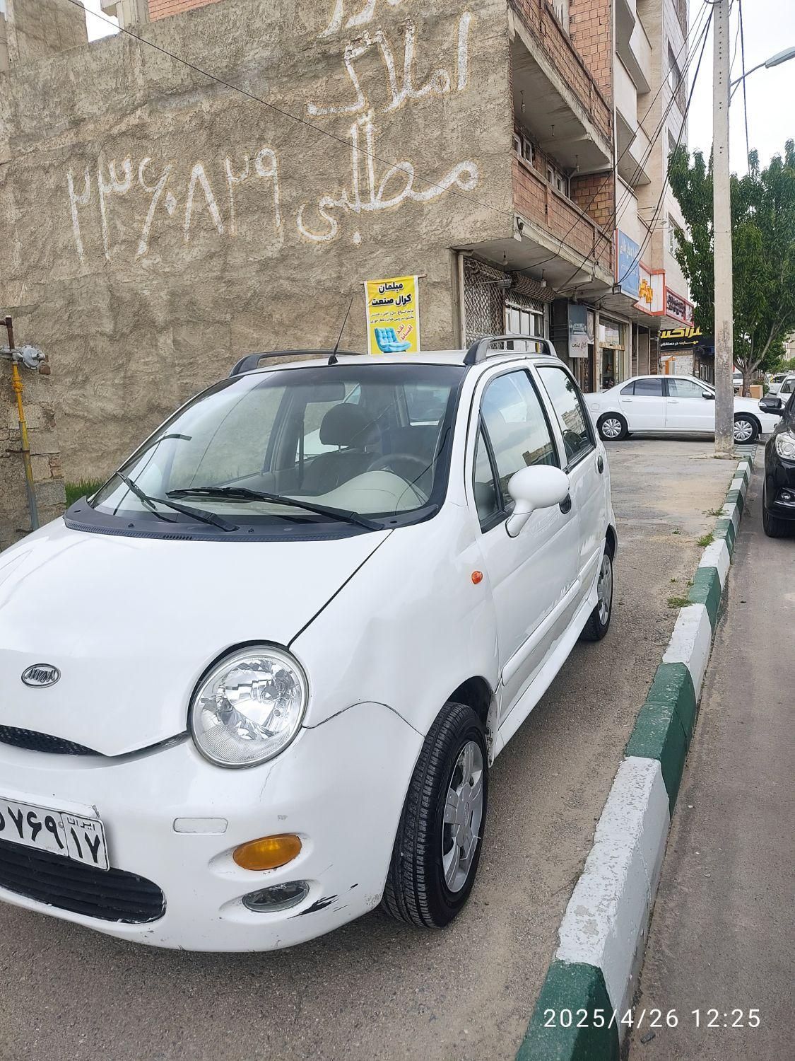 ام وی ام 110 چهار سیلندر دنده ای - 2015