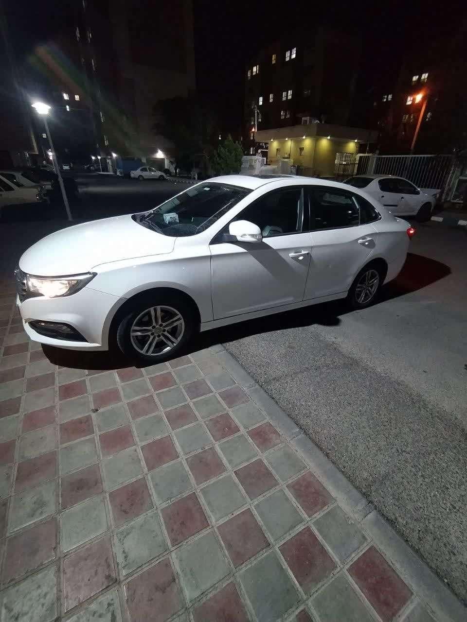 بسترن B30 اتوماتیک - 2018