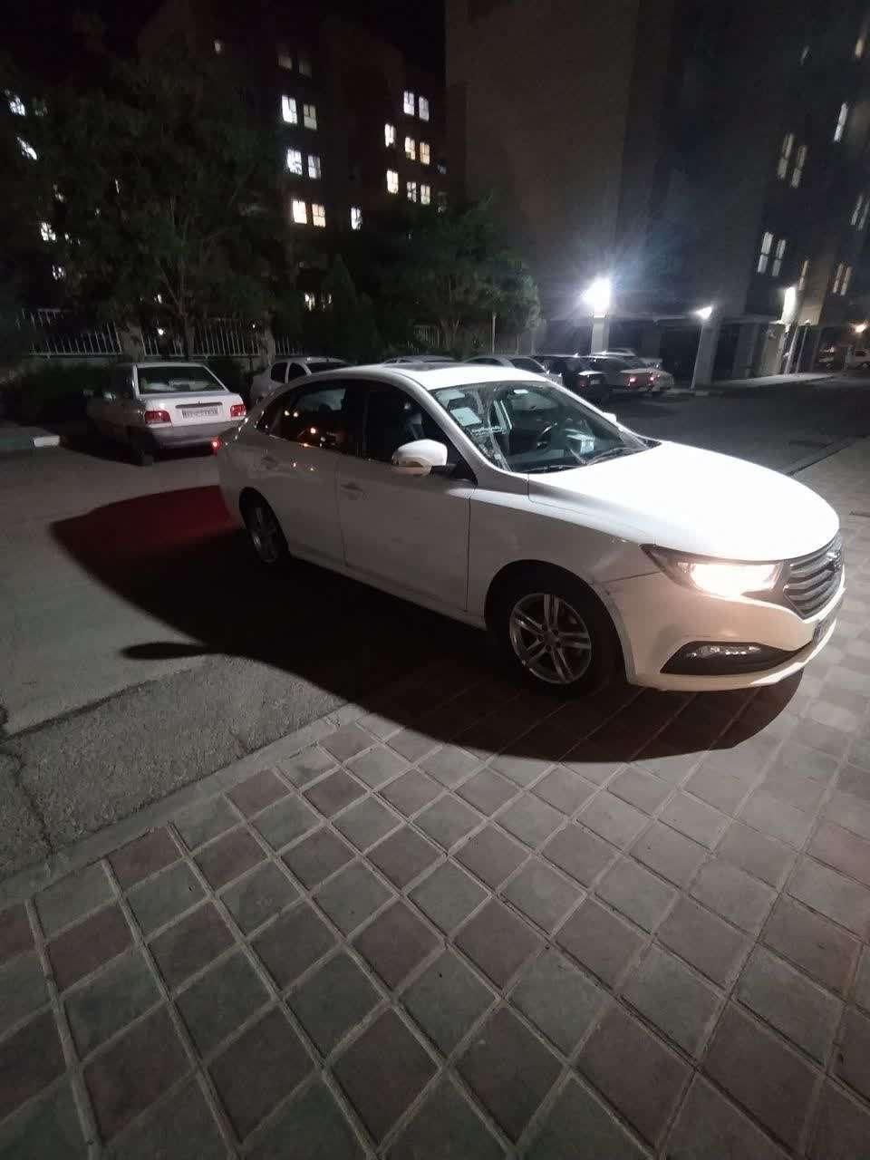 بسترن B30 اتوماتیک - 2018