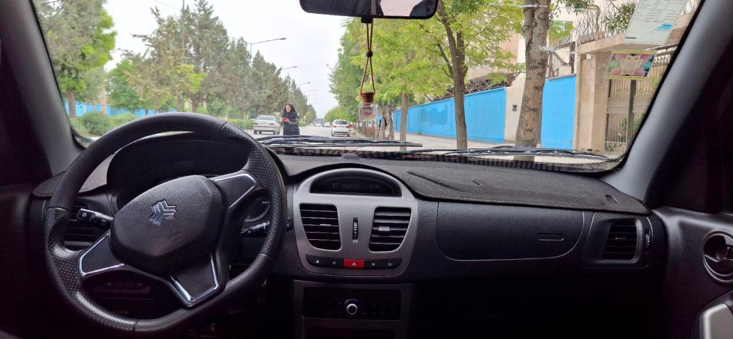 کوییک S دنده ای - 1402