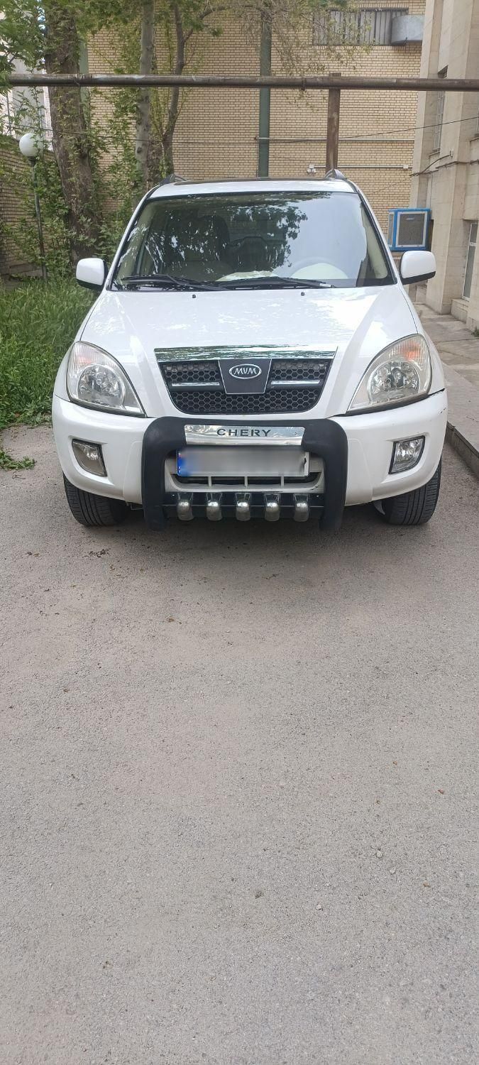 ام وی ام X33 دنده‌ای ساده - 2013
