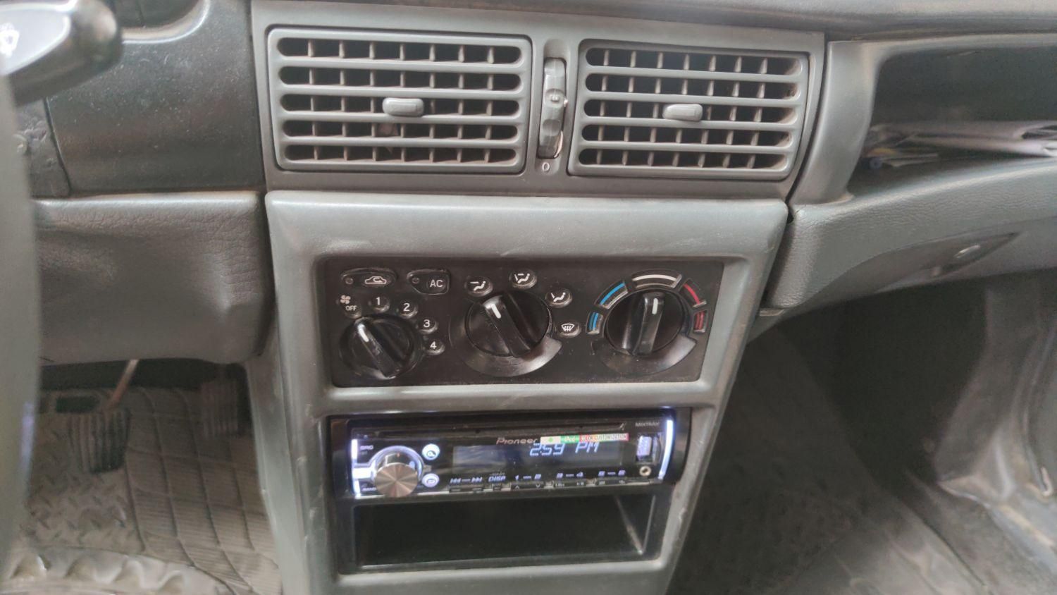 دوو سیلو سدان - 2000