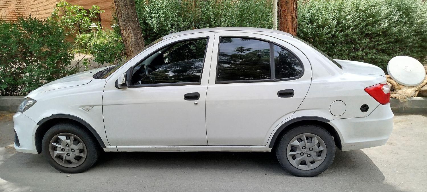 ساینا S دنده ای بنزینی - 1400