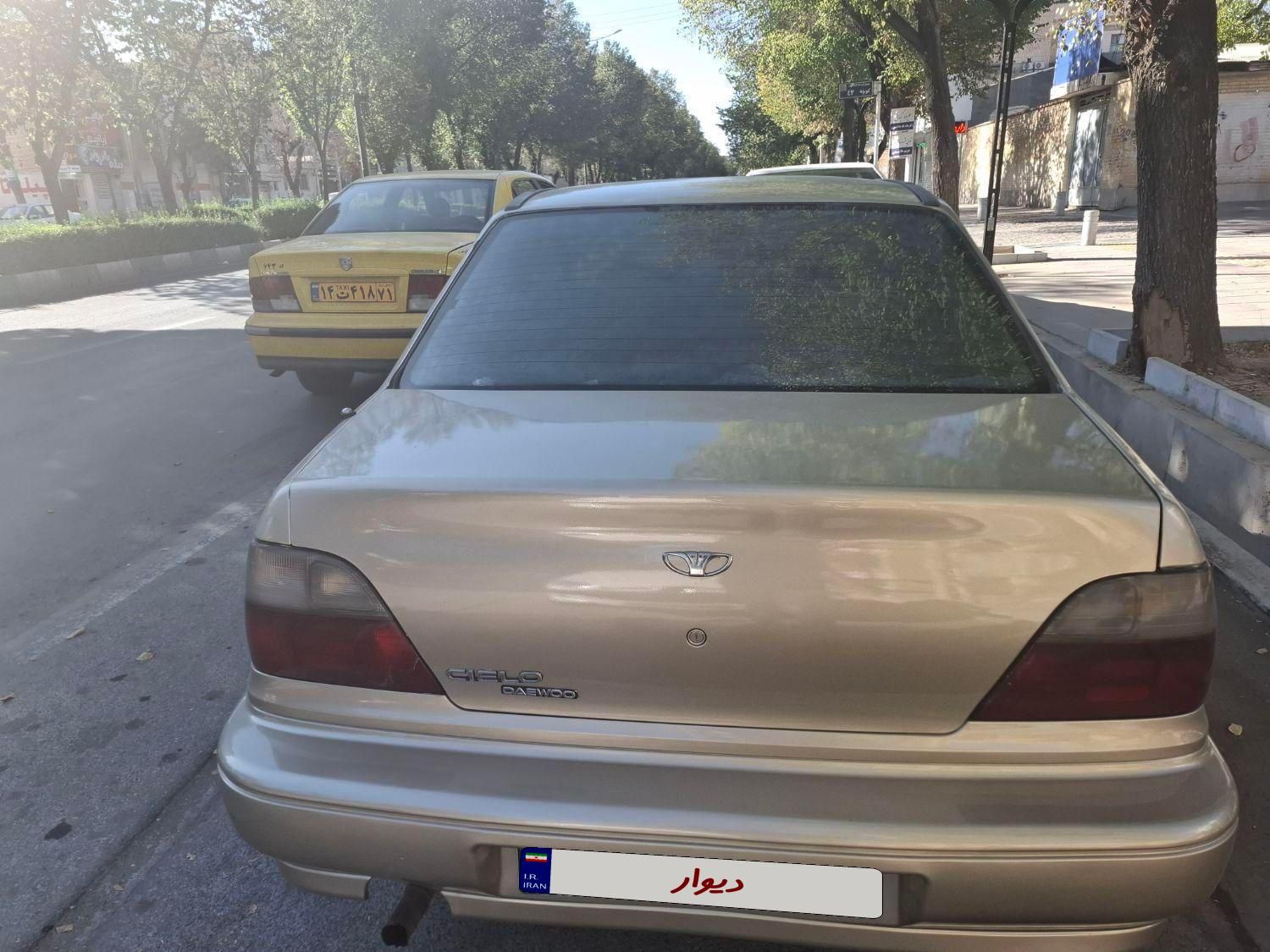 دوو سیلو سدان - 2001