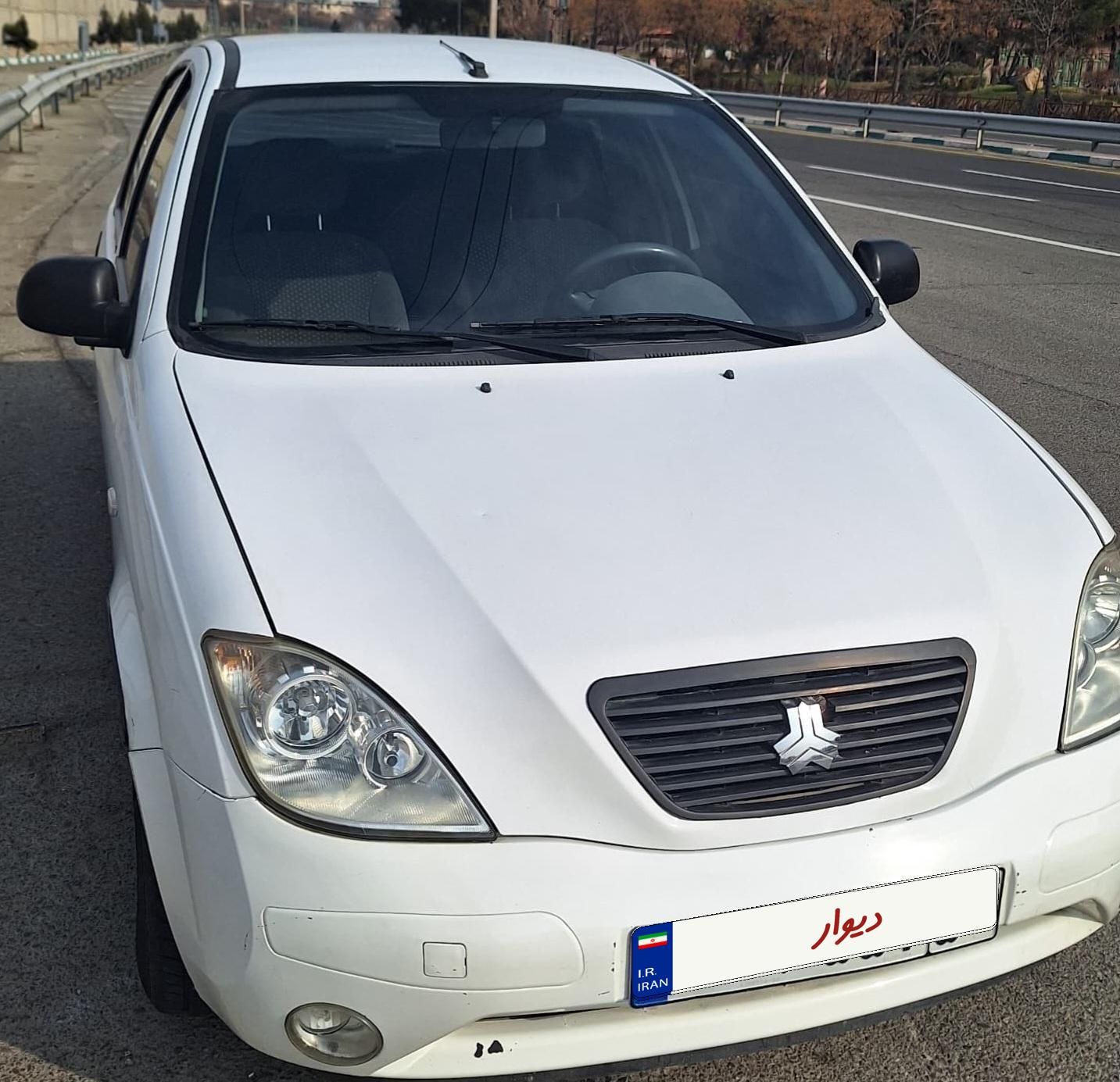 تیبا صندوق دار SX - 1392