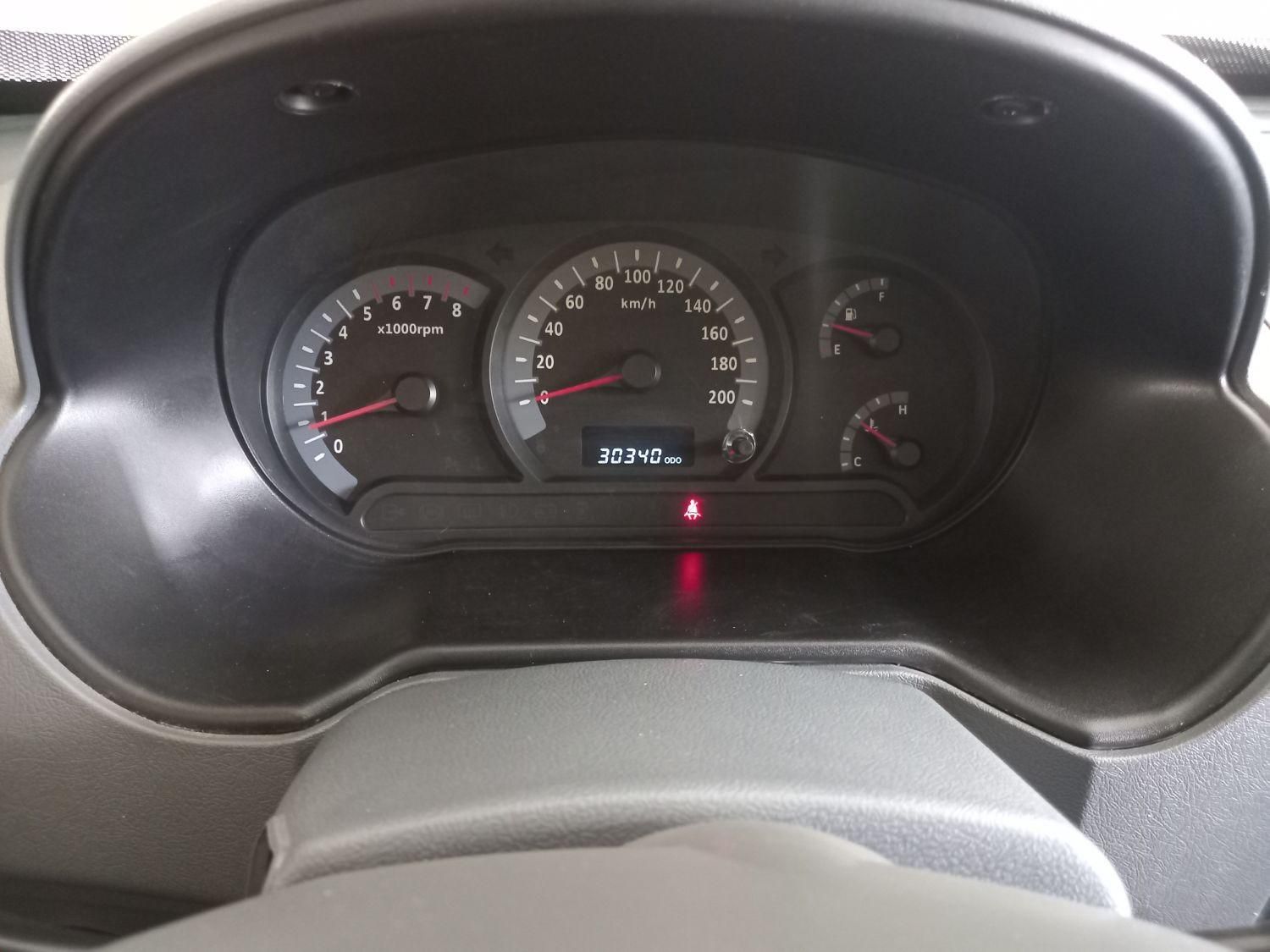 تیبا صندوق دار SX - 1401