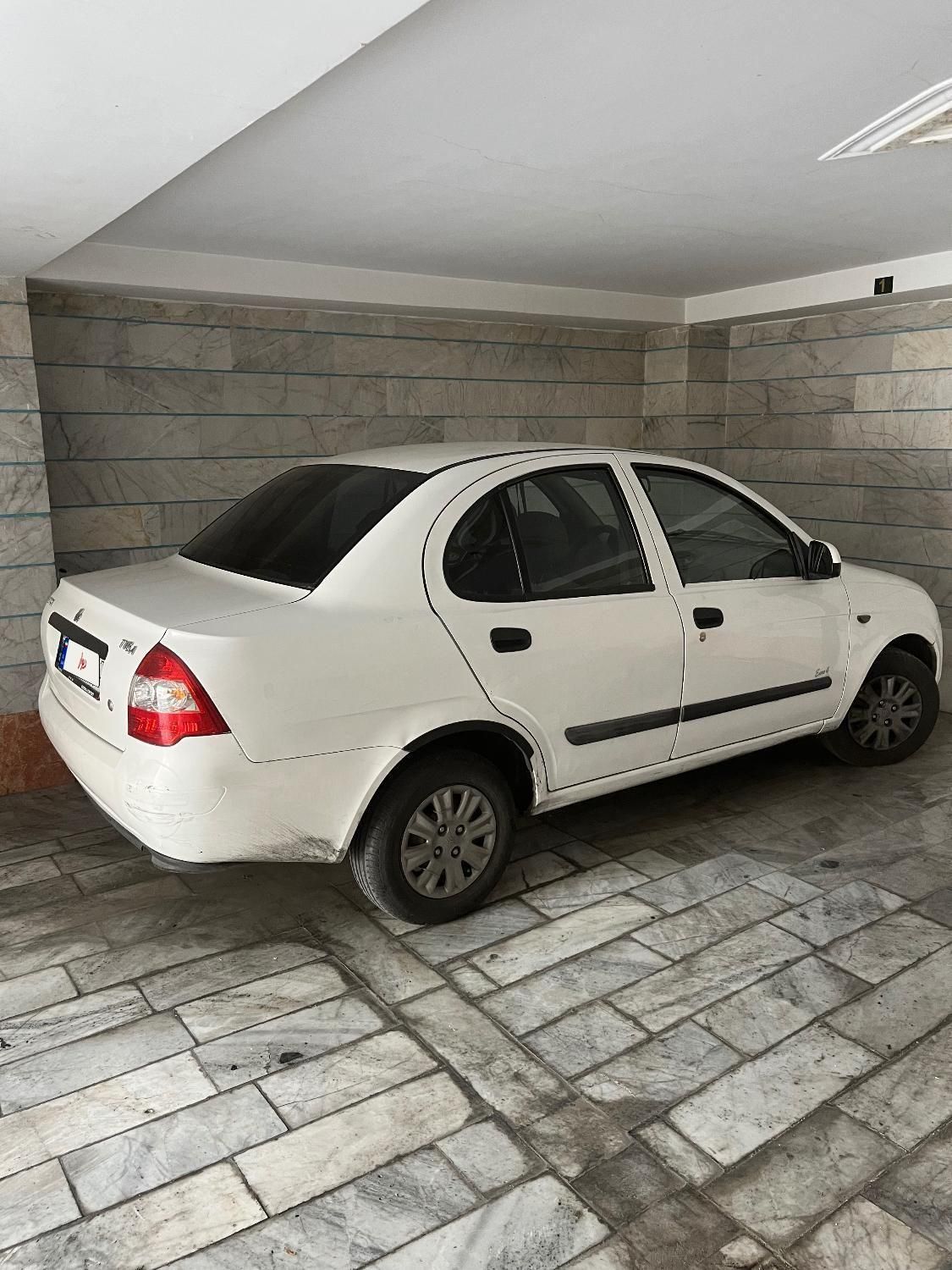 تیبا صندوق دار SX - 1392