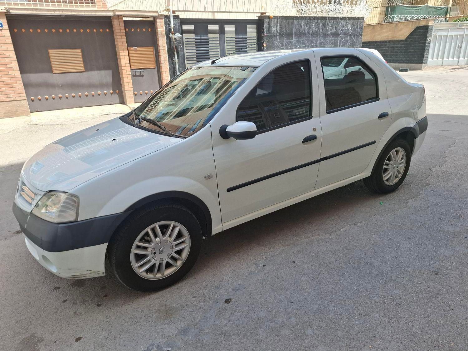 رنو تندر 90 E2 - 1392