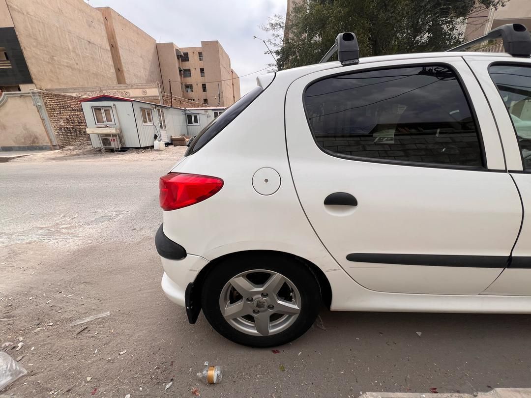 پژو 206 تیپ 5 - 1396