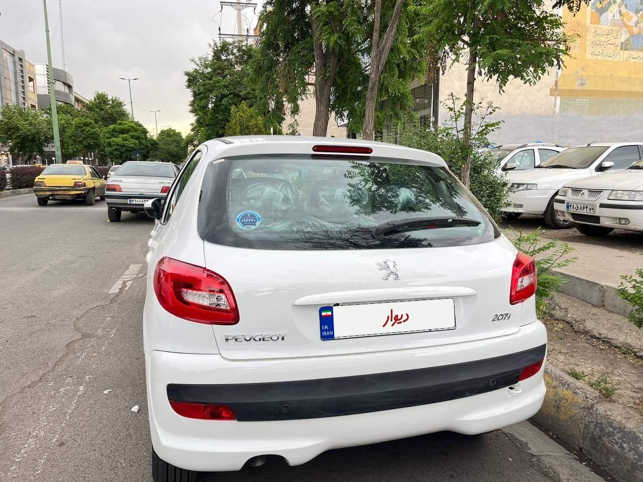 پژو 207 دنده‌ای با موتور TU3 - 1404