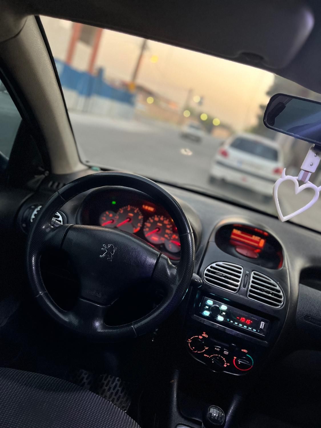خودرو پژو، 206 آگهی ann_17788738