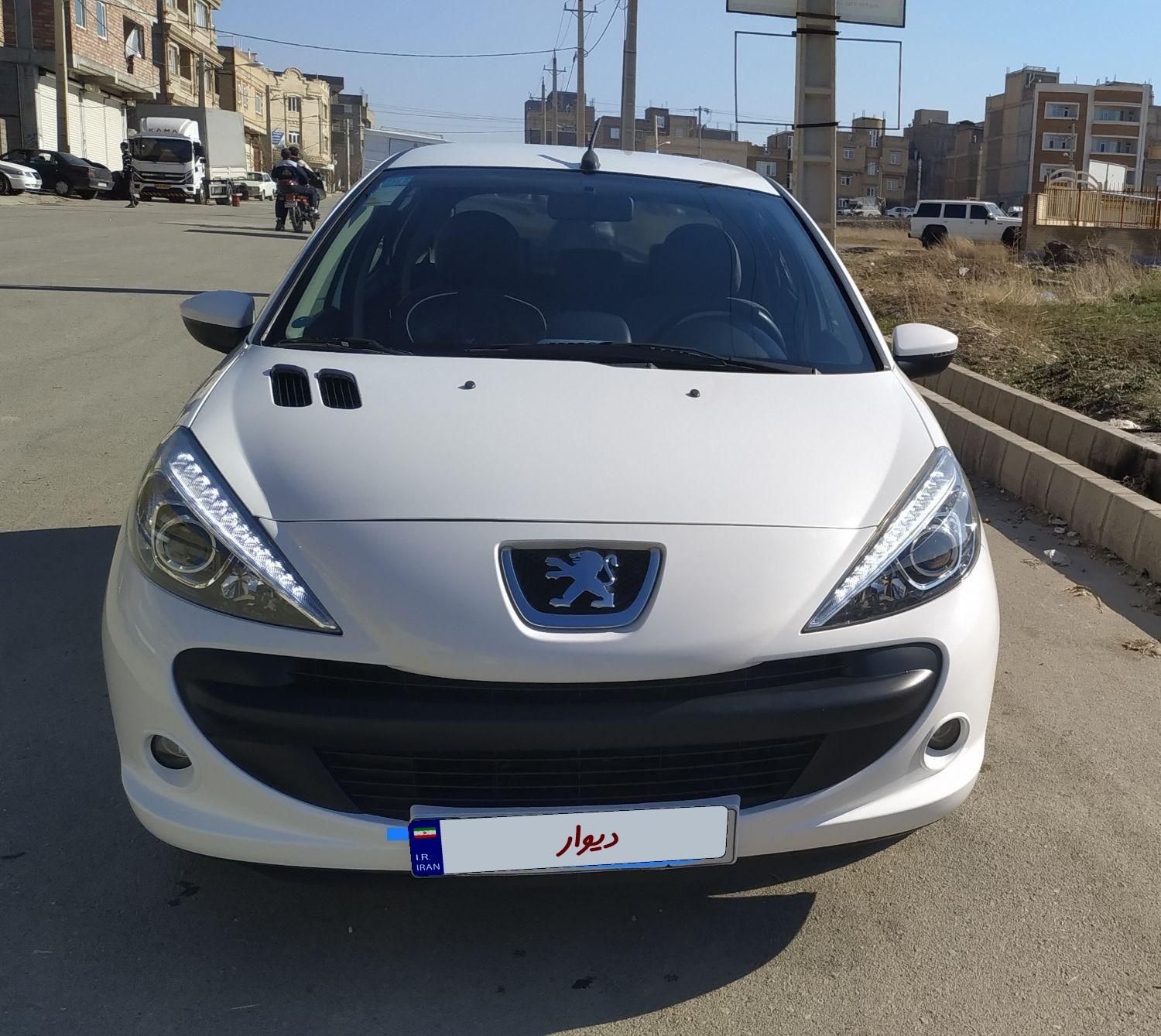 پژو 207 دنده‌ای با موتور TU3 - 1402