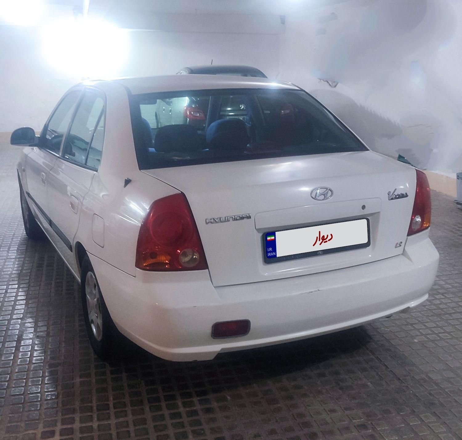 هیوندای ورنا دنده‌ ای - 2009