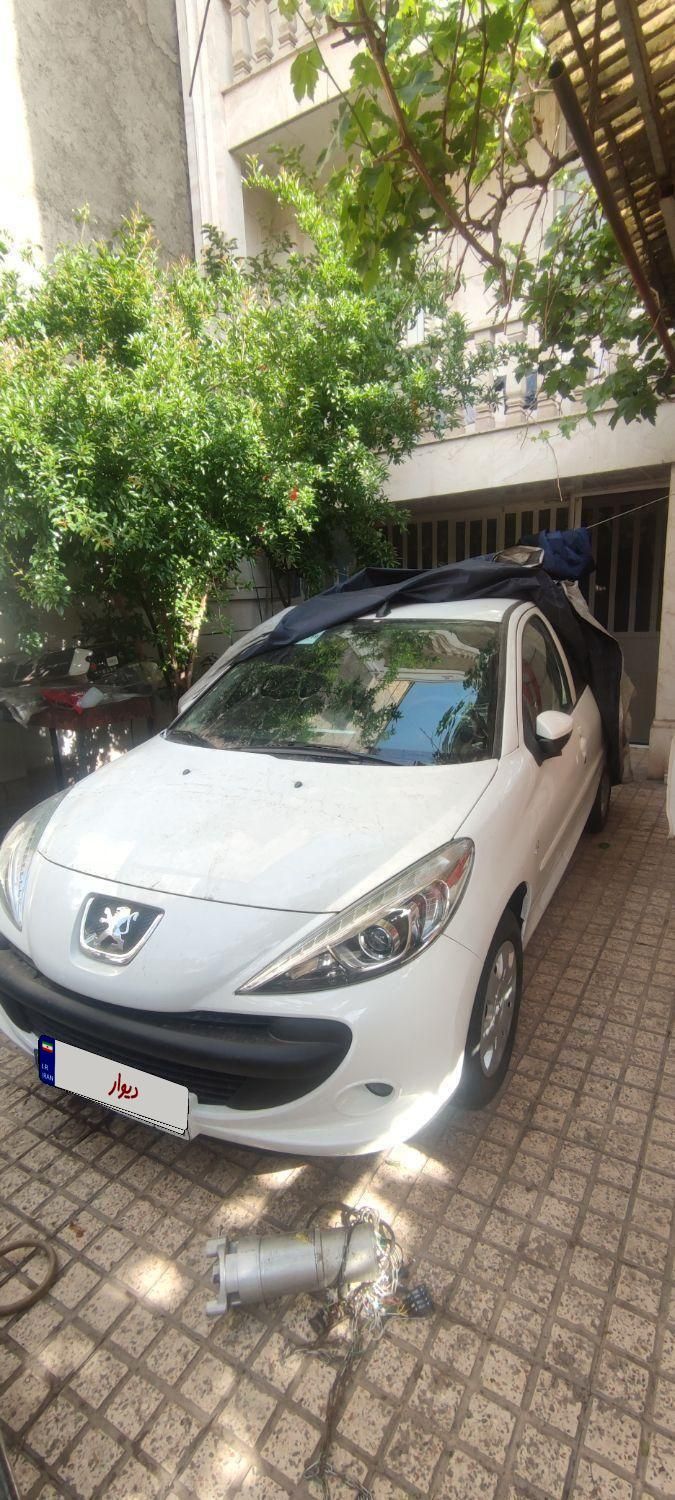 پژو 207 دنده‌ای با موتور TU3 - 1404